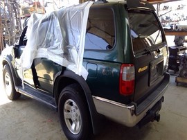 2000 TOYOTA 4RUNNER, GREEN, SR5 MODEL, 3.4L, AT, 4WD.    Z26379